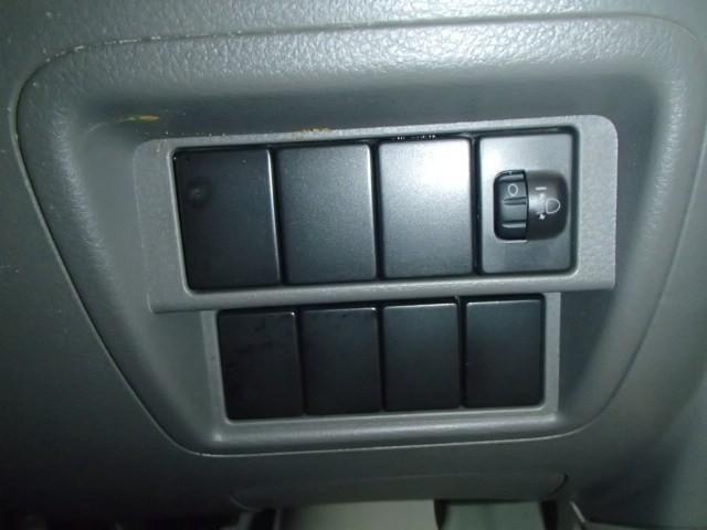 エブリイ PCリミテッド 4WD ナビ&TV キーレス フル装備(13枚目)