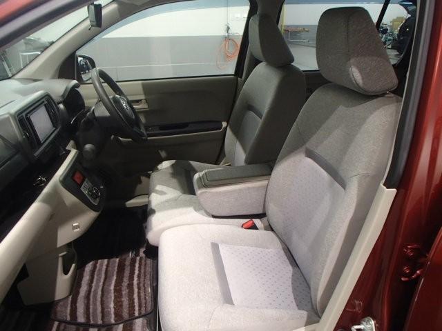 パッソ Ｘ　ＬパッケージＳ　ナビ＆ＴＶ　バックカメラ　ＥＴＣ　キーレス　スマートキー　ドラレコ　衝突被害軽減システム　フル装備（8枚目）