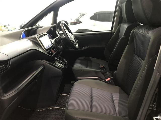 ヴォクシー ＺＳ　煌ＩＩ　ナビ＆ＴＶ　バックカメラ　ＥＴＣ　キーレス　スマートキー　衝突被害軽減システム　両側電動スライド　３列シート　フル装備（9枚目）