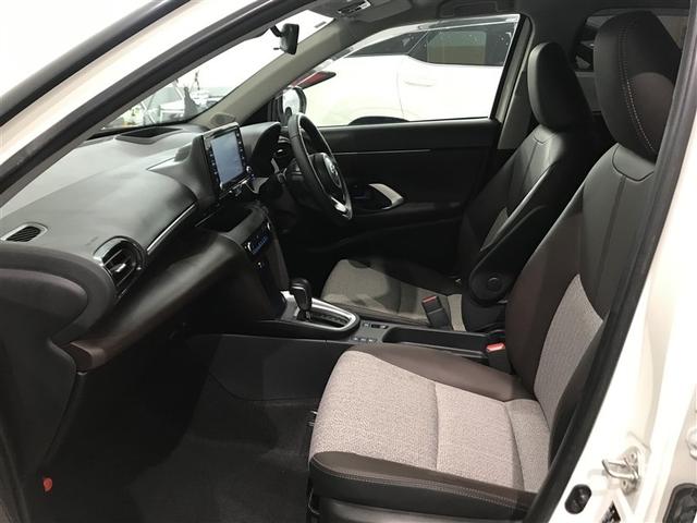 ヤリスクロス ハイブリッドＺ　ＴＶ　バックカメラ　ＥＴＣ　キーレス　スマートキー　安全装備　衝突被害軽減システム　オートクルーズコントロール　フル装備　電動シート　ハイブリッド（8枚目）