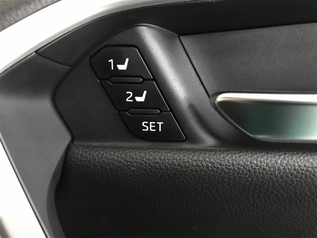 �p���[�V�[�g���ځB�����Ȓ�������y�ɂł��A�œK�ȃ|�W�V�����ŉ^�]���邱�Ƃ��\�ł��B