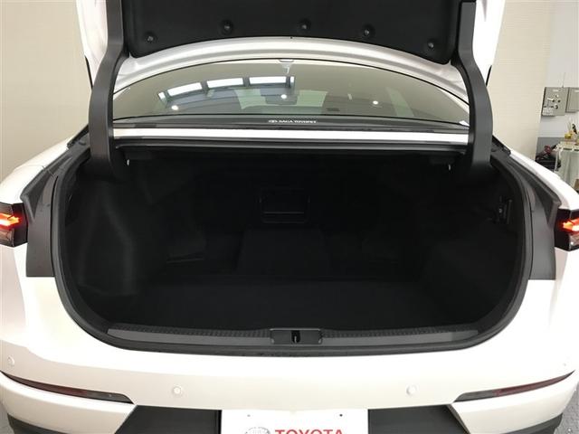 クラウンクロスオーバー ＲＳアドバンスド　４ＷＤ　ナビ＆ＴＶ　バックカメラ　ＥＴＣ　キーレス　スマートキー　安全装備　衝突被害軽減システム　オートクルーズコントロール　フル装備　サンルーフ　革シート　電動シート　ハイブリッド　展示・試乗車（33枚目）