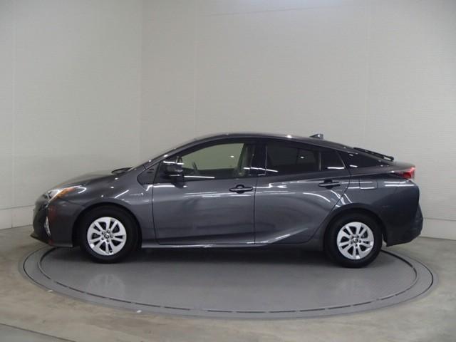 プリウス S ナビ&TV バックカメラ ETC キーレス スマートキー ドラレコ 安全装備 衝突被害軽減システム オートクルーズコントロール フル装備 ハイブリッド(4枚目)