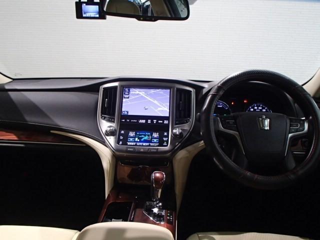 クラウンハイブリッド ロイヤルサルーン ナビ&TV バックカメラ ETC キーレス スマートキー ドラレコ 安全装備 オートクルーズコントロール フル装備 電動シート ハイブリッド(10枚目)