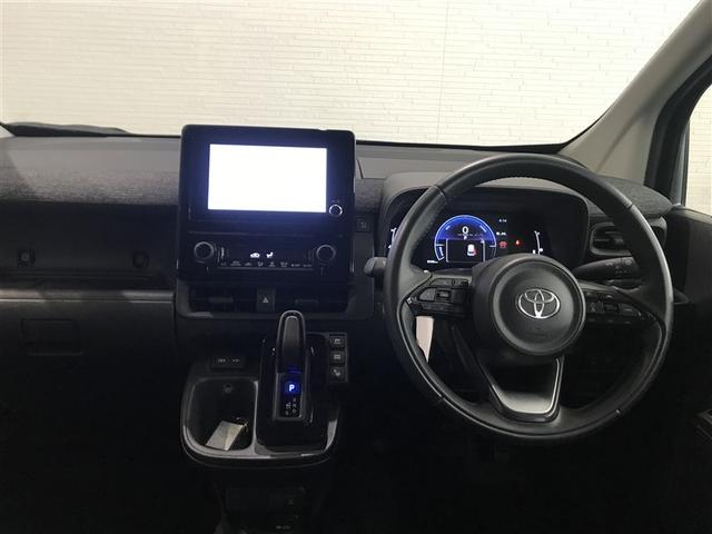 �X�^�C���b�V���ȃf�U�C���̃C���p�l�B�e����X�C�b�`�͎g���₷���ʒu�ɔz�u����Ă܂��B