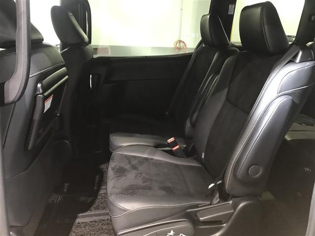 ヴォクシー ＺＳ　煌　ナビ＆ＴＶ　ＥＴＣ　キーレス　スマートキー　ドラレコ　ワンオーナー　衝突被害軽減システム　オートクルーズコントロール　両側電動スライド　３列シート　フル装備（8枚目）