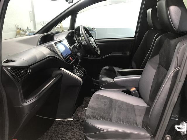 ヴォクシー ＺＳ　煌　ナビ＆ＴＶ　ＥＴＣ　キーレス　スマートキー　ドラレコ　ワンオーナー　衝突被害軽減システム　オートクルーズコントロール　両側電動スライド　３列シート　フル装備（9枚目）