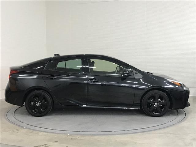 プリウス Sツーリングセレクション・ブラックエディション ナビ&TV バックカメラ ETC キーレス スマートキー 安全装備 衝突被害軽減システム オートクルーズコントロール フル装備 ハイブリッド(3枚目)