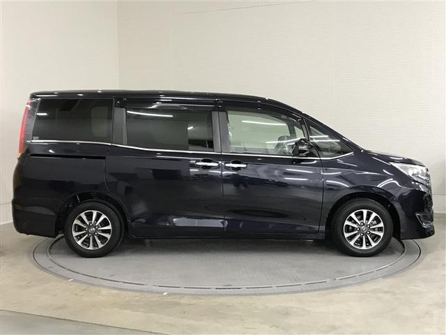 エスクァイア Gi ナビ&TV バックカメラ ETC キーレス スマートキー ドラレコ ワンオーナー 安全装備 衝突被害軽減システム オートクルーズコントロール 両側電動スライド 3列シート 後席モニター フル装備(3枚目)