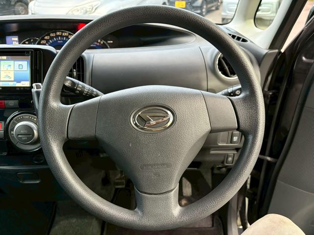 タント カスタムＸスペシャル　ＤＶＤナビ　電動スライドドア　ＣＤ　ＤＶＤ　ＴＶ　スマートキー　アルミホイール（13枚目）