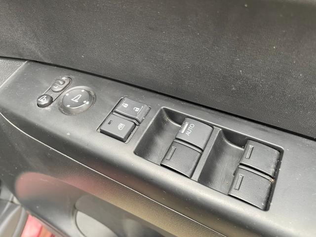 Ｎ－ＢＯＸ Ｇ　ＳＳパッケージ　シティブレーキアクティブシステム　ビークルスタビリティアシスト　両側パワースライドドア　シートヒーター　ギャザズナビ　ワンセグ　ＥＴＣ付き　オートエアコン　オートヘッドライト　ＨＩＤ（25枚目）