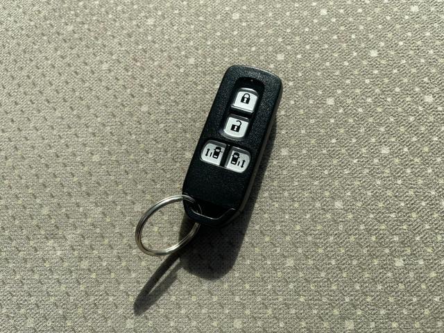 N-BOX G・Lパッケージ ビークルスタビリティアシス アイドリングストップ 両側パワースライドドア オートエアコン ストラーダナビ(26枚目)