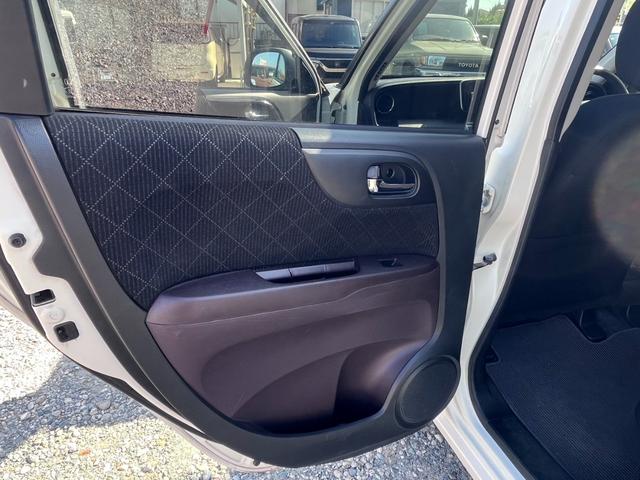 Ｎ－ＯＮＥ プレミアム　ＴＶ　ナビ　Ｂｌｕｅｔｏｏｔｈ　ＥＴＣ　バックカメラ　オートエアコン　プッシュスタート　スマートキー　電動格納ミラー　衝突安全ボディ　盗難防止システム　アルミホイール　車検令和９年１１月９日（28枚目）