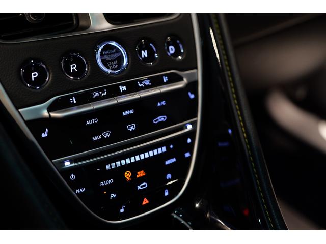 DB11 ローンチエディション 世界限定1000台 BCフォージド21inホイール ローダウン カーボンラッピング ゴーストフィルム Bang&Olufsen TVチューナー シートヒーター イエローステッチ レッドキャリパー(14枚目)