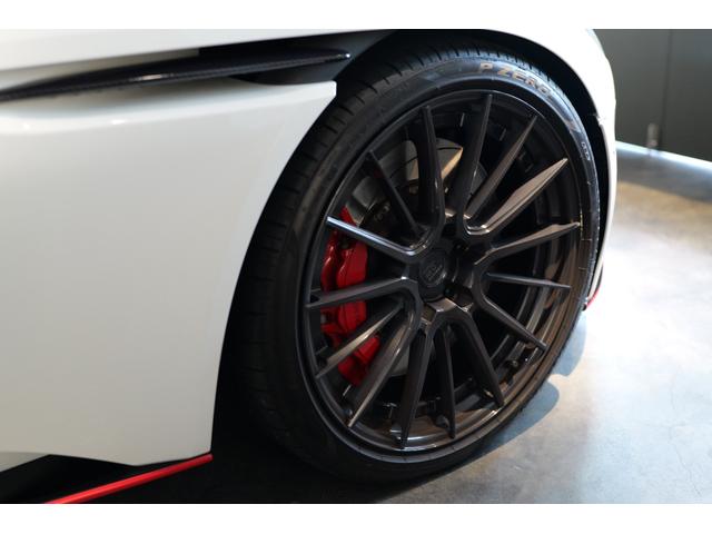 DB11 ローンチエディション 世界限定1000台 BCフォージド21inホイール ローダウン カーボンラッピング ゴーストフィルム Bang&Olufsen TVチューナー シートヒーター イエローステッチ レッドキャリパー(27枚目)