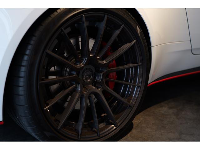 DB11 ローンチエディション 世界限定1000台 BCフォージド21inホイール ローダウン カーボンラッピング ゴーストフィルム Bang&Olufsen TVチューナー シートヒーター イエローステッチ レッドキャリパー(40枚目)
