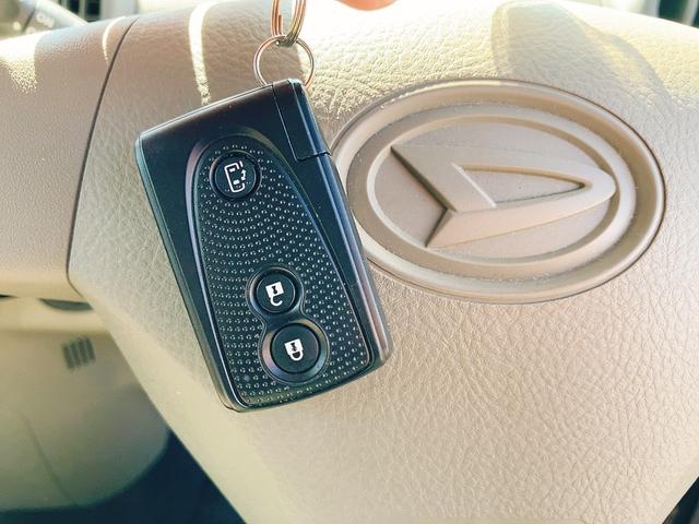 タント Ｌ　バックカメラ　電動スライドドア　ナビ　ＴＶ　スマートキー　アイドリングストップ　電動格納ミラー　ベンチシート　ＣＶＴ　盗難防止システム　ＡＢＳ　ＣＤ　ミュージックプレイヤー接続可　衝突安全ボディ（11枚目）