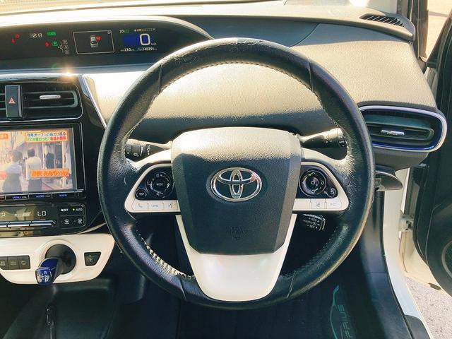 プリウス Ｓツーリングセレクション　ドライブレコーダー　ＥＴＣ　レーンアシスト　オートクルーズコントロール　バックカメラ　ナビ　ＴＶ　アルミホイール　オートマチックハイビーム　オートライト　ＬＥＤヘッドランプ　ＣＶＴ　シートヒーター（3枚目）