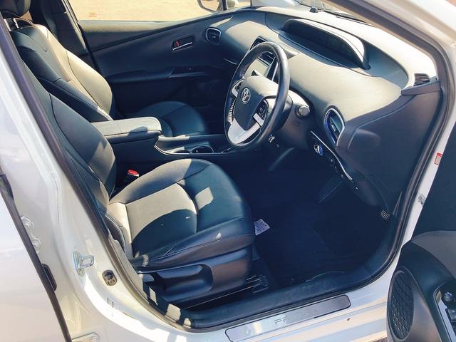 プリウス Ｓツーリングセレクション　ドライブレコーダー　ＥＴＣ　レーンアシスト　オートクルーズコントロール　バックカメラ　ナビ　ＴＶ　アルミホイール　オートマチックハイビーム　オートライト　ＬＥＤヘッドランプ　ＣＶＴ　シートヒーター（25枚目）