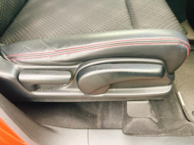 N-WGNカスタム G・Aパッケージ オートクルーズコントロール 衝突被害軽減システム オートライト HID スマートキー アイドリングストップ 電動格納ミラー ベンチシート CVT 盗難防止システム ABS ESC CD(33枚目)