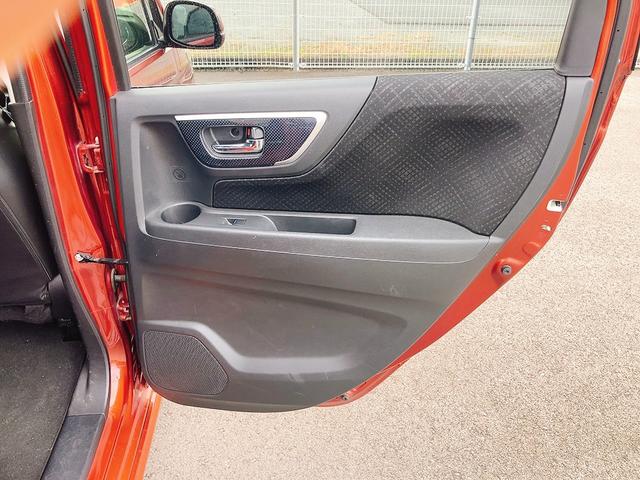 N-WGNカスタム G・Aパッケージ オートクルーズコントロール 衝突被害軽減システム オートライト HID スマートキー アイドリングストップ 電動格納ミラー ベンチシート CVT 盗難防止システム ABS ESC CD(42枚目)