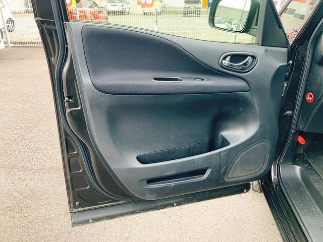 セレナ ハイウェイスター　Ｖセレクション＋セーフティ　ＳＨＶ　ＥＴＣ　オートクルーズコントロール　レーンアシスト　衝突被害軽減システム　両側電動スライドドア　オートライト　ＬＥＤヘッドランプ　スマートキー　電動格納ミラー　後席モニター　３列シート　ＣＶＴ（28枚目）