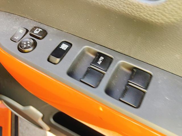 ハスラー Ｇ　ドライブレコーダー　バックカメラ　ナビ　ＴＶ　衝突被害軽減システム　スマートキー　アイドリングストップ　電動格納ミラー　シートヒーター　ベンチシート　ＣＶＴ　盗難防止システム　ＡＢＳ　ＥＳＣ　ＣＤ（10枚目）