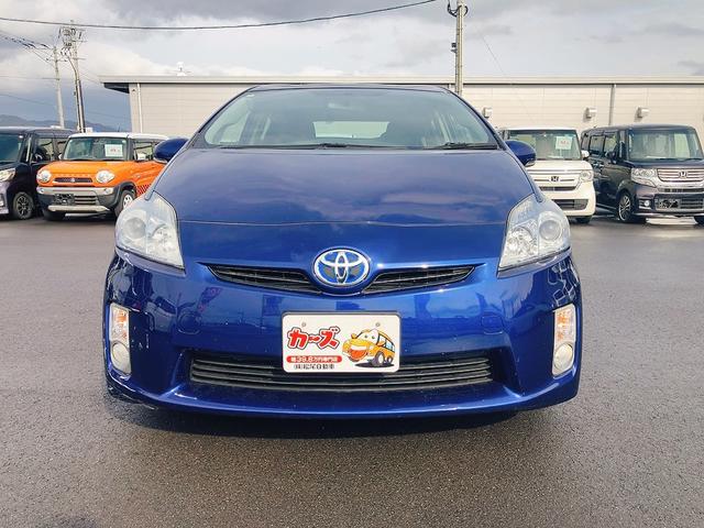 プリウス Ｓ　ＥＴＣ　オートクルーズコントロール　バックカメラ　ナビ　ＴＶ　アルミホイール　オートライト　ＣＶＴ　スマートキー　アイドリングストップ　電動格納ミラー　盗難防止システム　ＣＤ（14枚目）