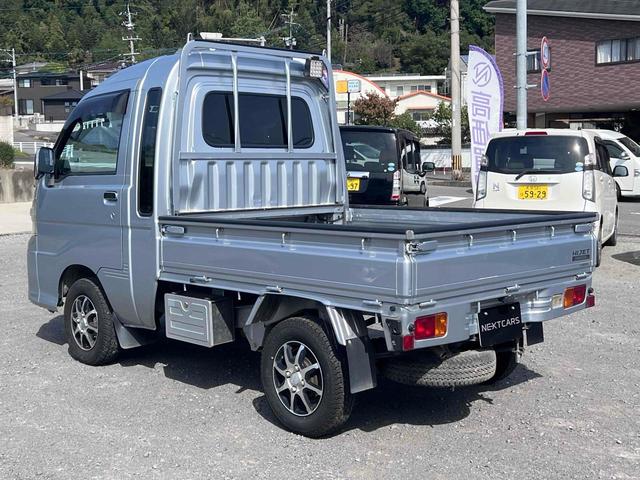 この度は当店のお車をご覧になっていただき、誠にありがとうございます。ぜひじっくりとご検討下さい。気軽にお問合せ・お見積りお待ちしております。