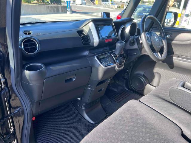 Ｎ－ＢＯＸ Ｇ　ターボＳＳパッケージ　両側電動スライドドア　スマートキー　アイドリングストップ　電動格納ミラー　ベンチシート　ＣＶＴ　ＡＢＳ　ＣＤ　ＤＶＤ再生　アルミホイール　エアコン　パワーステアリング　パワーウィンドウ（31枚目）