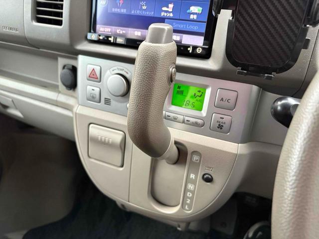 エブリイワゴン ＰＺターボ　ＥＴＣ　両側スライドドア　ナビ　ＴＶ　電動格納ミラー　ＡＴ　盗難防止システム　ＡＢＳ　ＣＤ　ＵＳＢ　ミュージックプレイヤー接続可　Ｂｌｕｅｔｏｏｔｈ　アルミホイール　衝突安全ボディ　エアコン（5枚目）