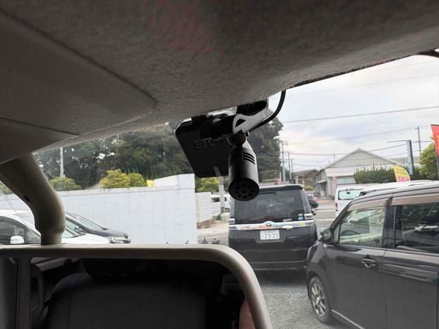 エブリイワゴン ＰＺターボ　ＥＴＣ　両側スライドドア　ナビ　ＴＶ　電動格納ミラー　ＡＴ　盗難防止システム　ＡＢＳ　ＣＤ　ＵＳＢ　ミュージックプレイヤー接続可　Ｂｌｕｅｔｏｏｔｈ　アルミホイール　衝突安全ボディ　エアコン（9枚目）