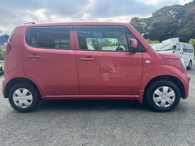 モコ Ｇ　ＥＴＣ　ＴＶ　オートライト　キーレスエントリー　ベンチシート　ＣＶＴ　盗難防止システム　ＡＢＳ　Ｂｌｕｅｔｏｏｔｈ　衝突安全ボディ　エアコン　パワーステアリング　パワーウィンドウ（4枚目）