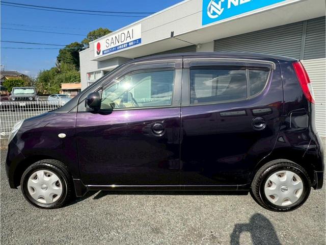 モコ Ｅ　ナビ　ＴＶ　スマートキー　ベンチシート　ＡＴ　盗難防止システム　ＡＢＳ　衝突安全ボディ　エアコン　パワーステアリング　パワーウィンドウ（4枚目）