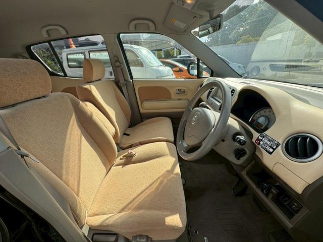 モコ Ｅ　ナビ　ＴＶ　スマートキー　ベンチシート　ＡＴ　盗難防止システム　ＡＢＳ　衝突安全ボディ　エアコン　パワーステアリング　パワーウィンドウ（6枚目）