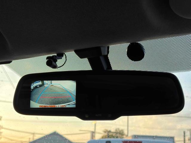 バックカメラ装着済！死角になりやすい後方もとても見やすいです☆車庫入れに自信がない方や縦列駐車が苦手な方にも、オススメな機能です！安心度もアップ！