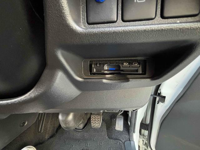 高速走行もスムーズにお支払いが可能な【ＥＴＣ】ご納車までにセットアップを行い、ご納車時にはご利用いただけるようにいたします。