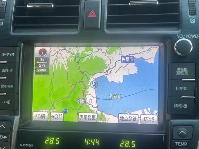 クラウン ３．０ロイヤルサルーン　プレミアムエディション　車検令和９年１０月　走行２５９７１ｋｍ　純正ナビ地デジＴＶ　サイド・バックカメラ　ドライブレコーダー　スマートキー　プッシュスターター　ＨＩＤヘッドライト（5枚目）