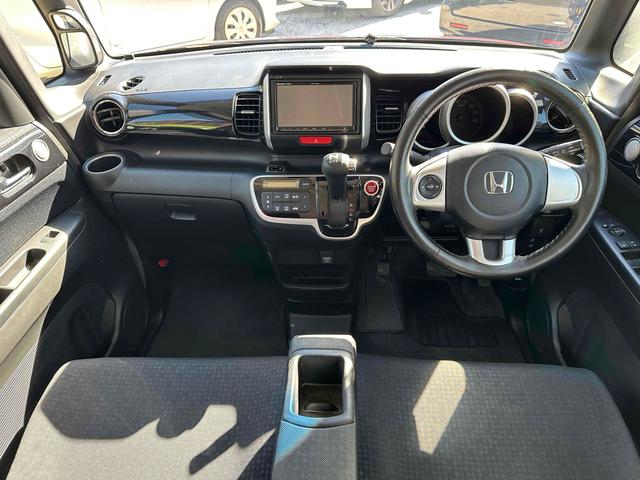 N-BOX+カスタム G 車いす仕様車 福祉車輌 ETC バックカメラ ナビ TV 衝突被害軽減システム 両側スライド・片側電動 スマートキー アイドリングストップ 電動格納ミラー オートライト HID 盗難防止システム CVT ABS(3枚目)