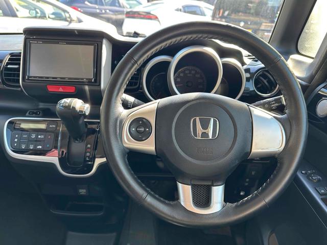 N-BOX+カスタム G 車いす仕様車 福祉車輌 ETC バックカメラ ナビ TV 衝突被害軽減システム 両側スライド・片側電動 スマートキー アイドリングストップ 電動格納ミラー オートライト HID 盗難防止システム CVT ABS(26枚目)