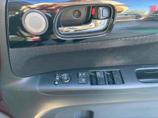 N-BOX+カスタム G 車いす仕様車 福祉車輌 ETC バックカメラ ナビ TV 衝突被害軽減システム 両側スライド・片側電動 スマートキー アイドリングストップ 電動格納ミラー オートライト HID 盗難防止システム CVT ABS(41枚目)