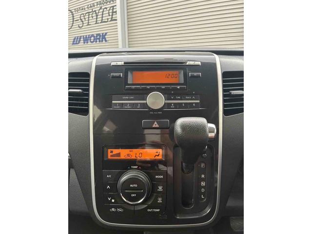 ワゴンＲスティングレー Ｘ　ＨＩＤ　スマートキー　電動格納ミラー　ベンチシート　ＣＶＴ　盗難防止システム　ＡＢＳ　ＣＤ　アルミホイール　衝突安全ボディ　エアコン（5枚目）