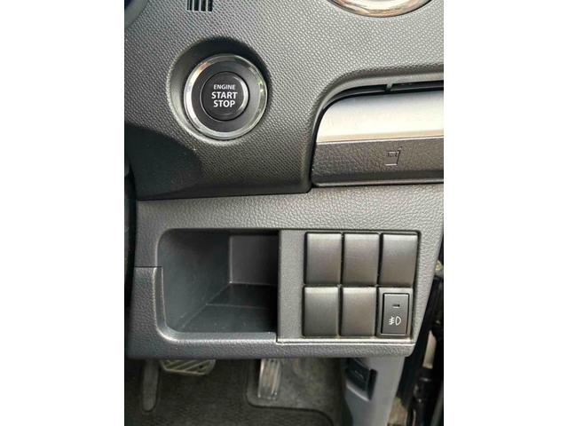 ワゴンＲスティングレー Ｘ　ＨＩＤ　スマートキー　電動格納ミラー　ベンチシート　ＣＶＴ　盗難防止システム　ＡＢＳ　ＣＤ　アルミホイール　衝突安全ボディ　エアコン（9枚目）