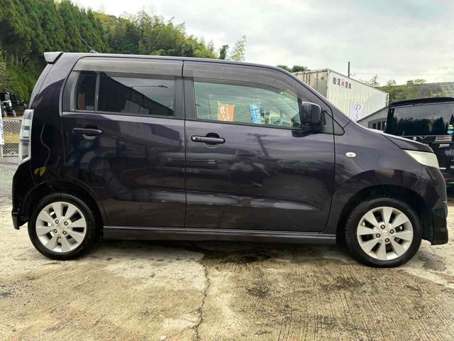 ワゴンＲスティングレー Ｘ　ＨＩＤ　スマートキー　電動格納ミラー　ベンチシート　ＣＶＴ　盗難防止システム　ＡＢＳ　ＣＤ　アルミホイール　衝突安全ボディ　エアコン（17枚目）