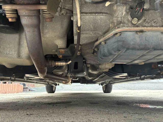 ワゴンＲスティングレー Ｘ　ＨＩＤ　スマートキー　電動格納ミラー　ベンチシート　ＣＶＴ　盗難防止システム　ＡＢＳ　ＣＤ　アルミホイール　衝突安全ボディ　エアコン（21枚目）