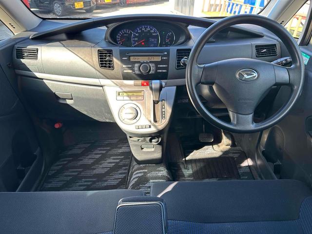 運転者にとっては日々使用することとなる運転席です。運転席が快適だと運転に集中することができますね。