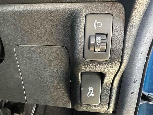 Ｎ－ＢＯＸ＋ ２トーンカラースタイル　Ｇ・Ｌパッケージ　バックカメラ　両側電動スライドドア　ナビ　ＴＶ　スマートキー　アイドリングストップ　電動格納ミラー　ベンチシート　ＣＶＴ　盗難防止システム　ＡＢＳ　ＥＳＣ　ＣＤ　Ｂｌｕｅｔｏｏｔｈ　アルミホイール（9枚目）