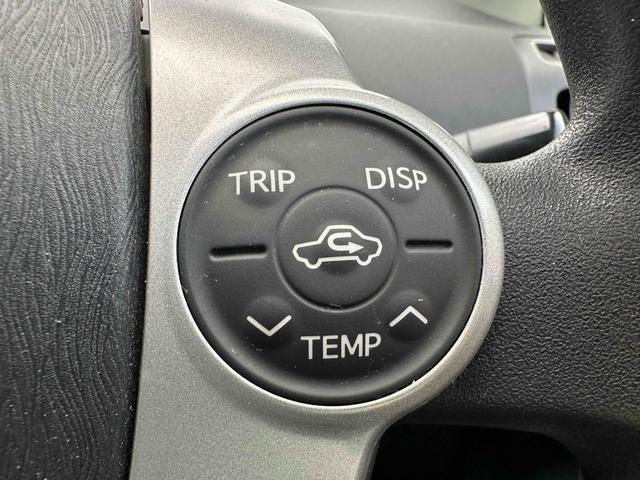 プリウス S ETC ナビ TV アルミホイール オートライト CVT スマートキー アイドリングストップ 電動格納ミラー 盗難防止システム CD 衝突安全ボディ ABS ESC エアコン パワーステアリング(10枚目)