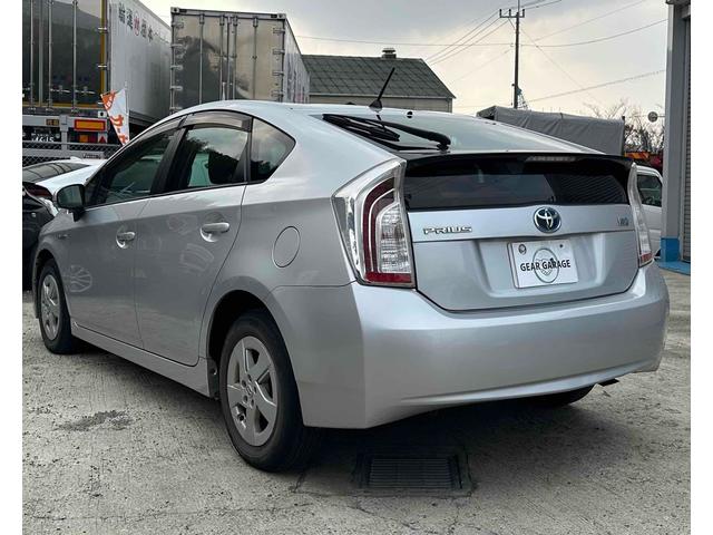 プリウス S ETC ナビ TV アルミホイール オートライト CVT スマートキー アイドリングストップ 電動格納ミラー 盗難防止システム CD 衝突安全ボディ ABS ESC エアコン パワーステアリング(19枚目)