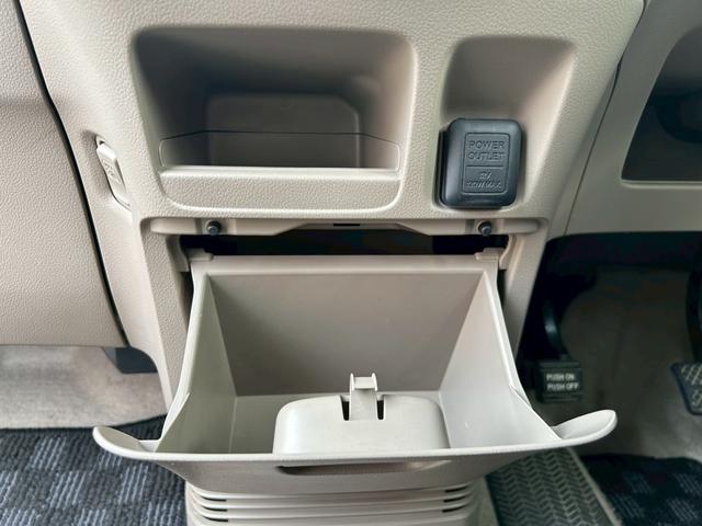 Ｎ－ＢＯＸ Ｇ・Ｌパッケージ　電動格納式ミラー　ＡＵＸ対応　全席ＰＷ　サイドエアバック　ＡＡＣ　横滑り防止　スマートキー　ＡＢＳ　キーレスＥ　パワーステアリング　運転席エアバッグ　Ｗエアーバック（42枚目）